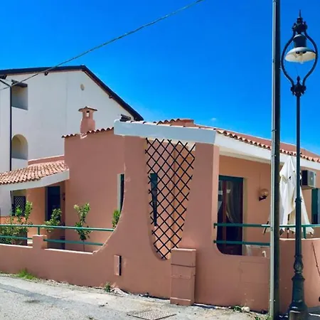 Frühstückspension De Janas La Caletta